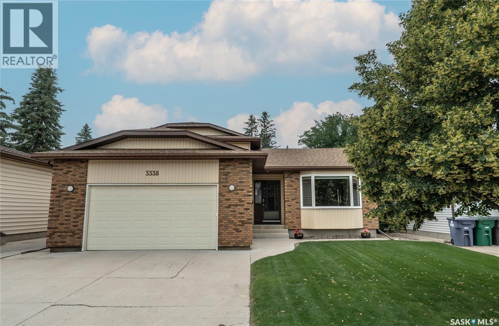 3338 Calder Crescent, Saskatoon, SK - Outdoor
