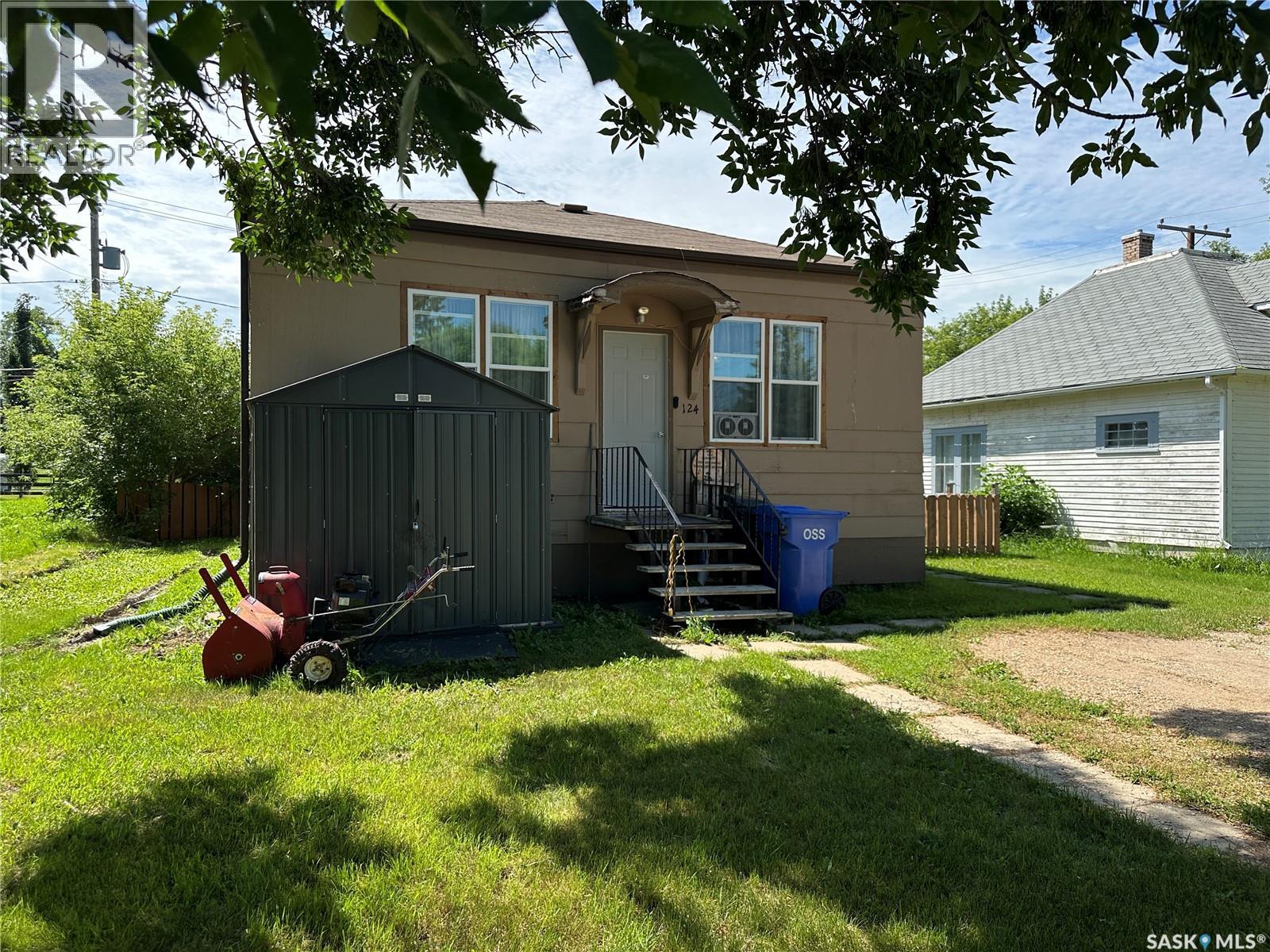 124 Taylor Street, Kamsack, SK - Outdoor