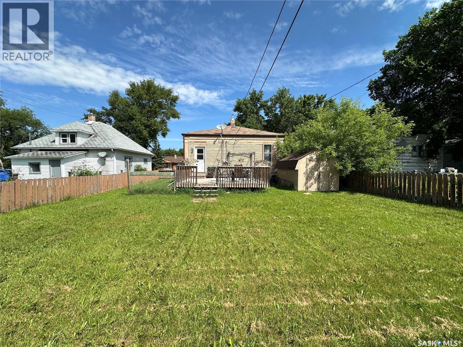 124 Taylor Street, Kamsack, SK - Outdoor With Deck Patio Veranda