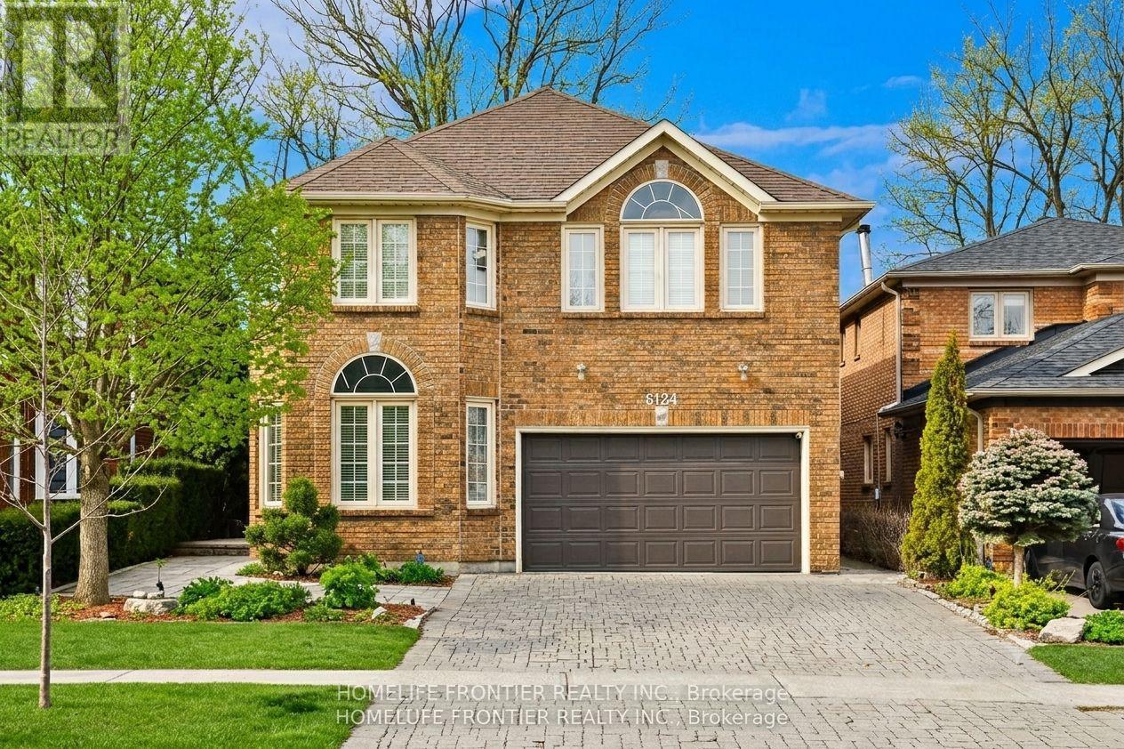 6124 Hardesty Crescent, Mississauga, ON - Outdoor With Facade