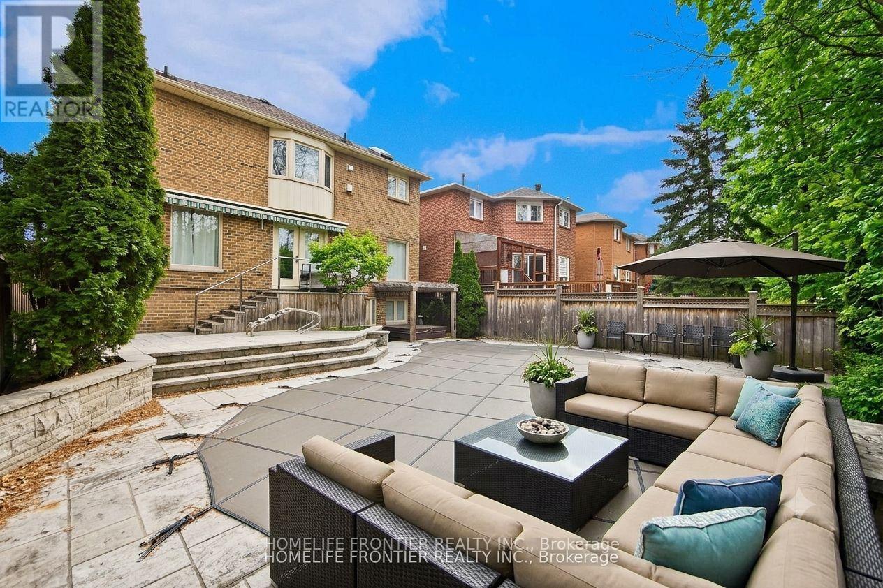 6124 Hardesty Crescent, Mississauga, ON - Outdoor With Deck Patio Veranda