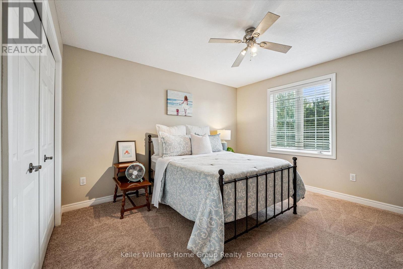 294 Farley Drive, Guelph (Pineridge/Westminster Woods), ON - Indoor Photo Showing Bedroom