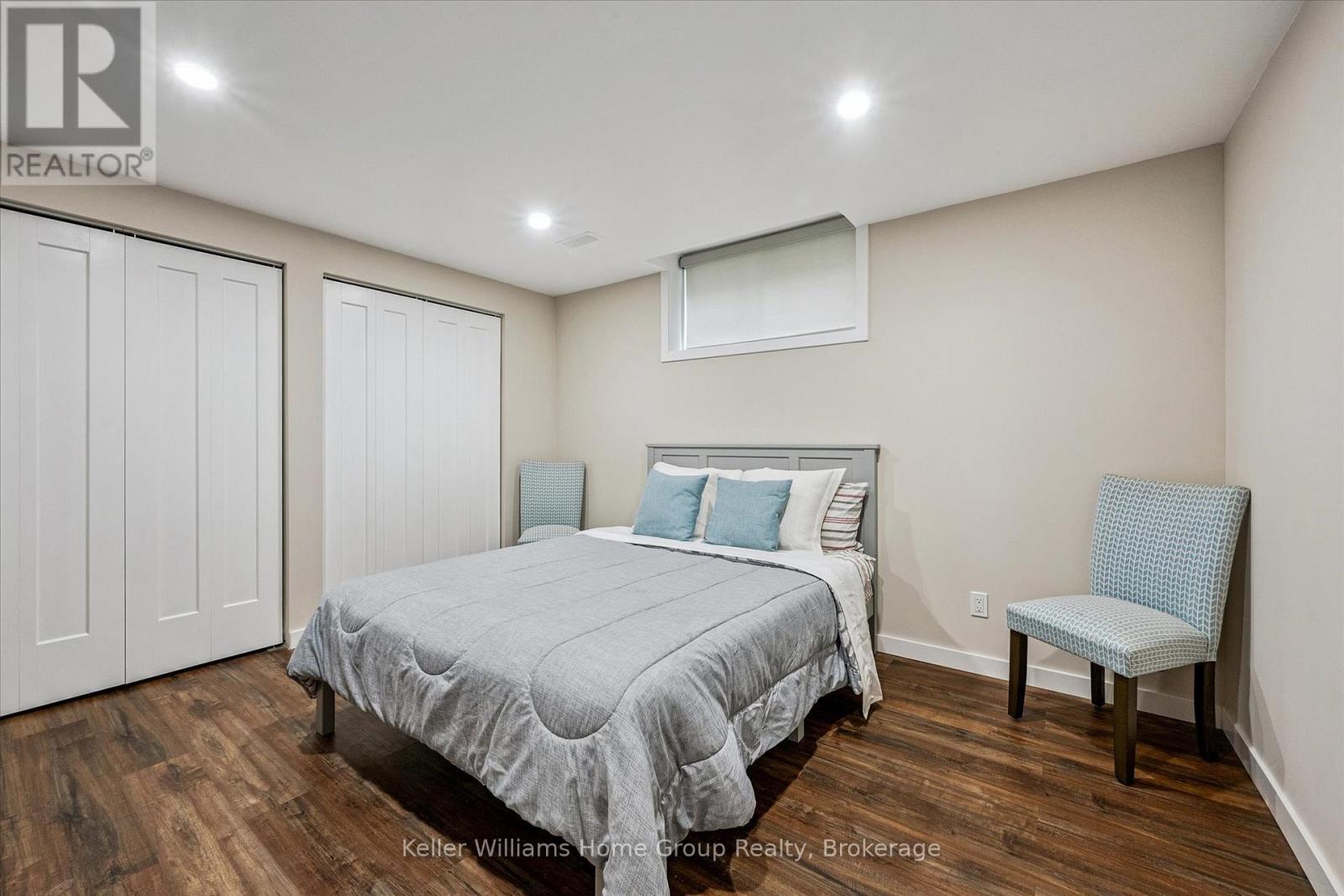 294 Farley Drive, Guelph (Pineridge/Westminster Woods), ON - Indoor Photo Showing Bedroom