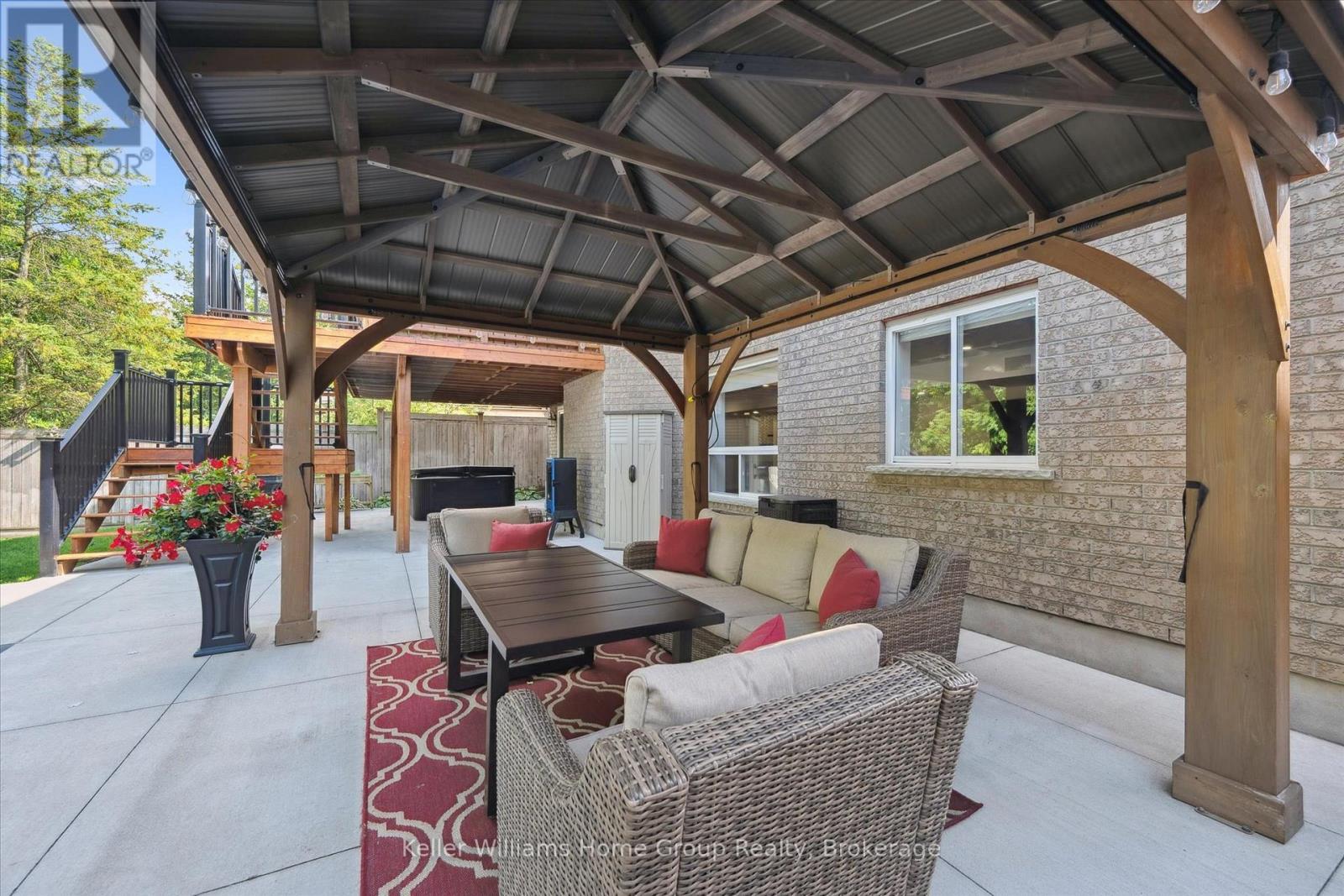 294 Farley Drive, Guelph (Pineridge/Westminster Woods), ON - Outdoor With Deck Patio Veranda With Exterior
