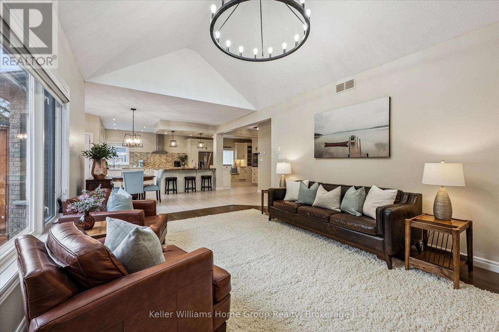 294 Farley Drive, Guelph (Pineridge/Westminster Woods), ON - Indoor Photo Showing Living Room