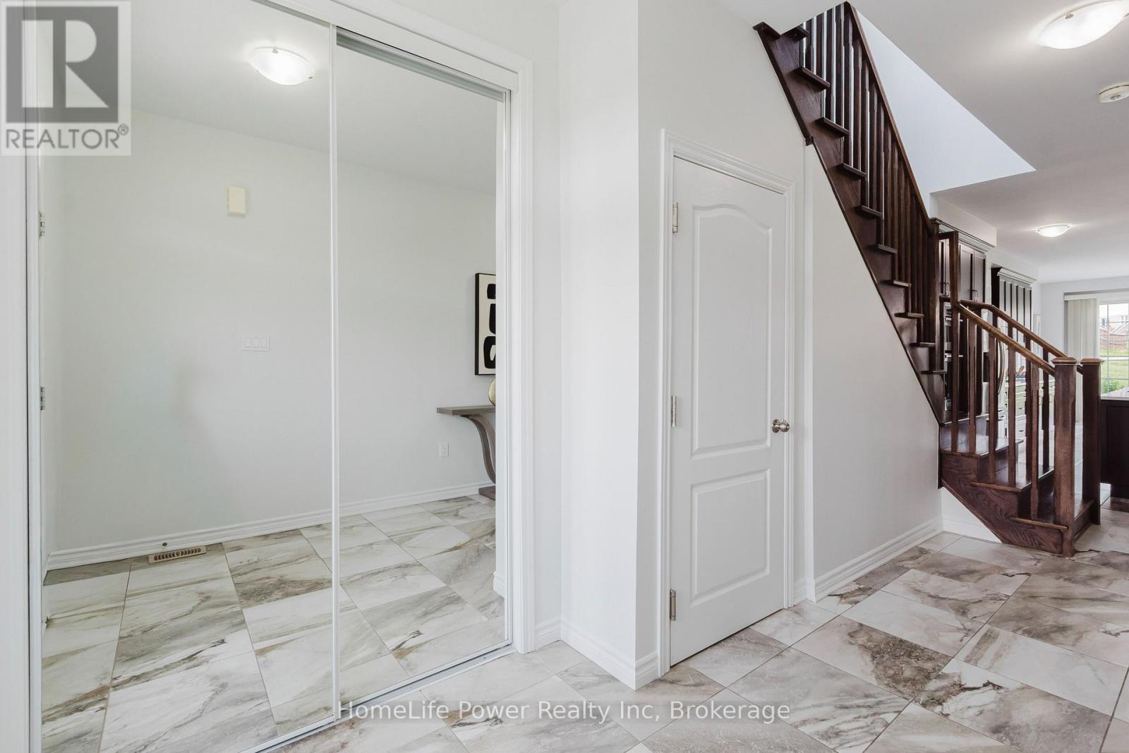 470 Blair Creek Drive, Kitchener, ON - Indoor Photo Showing Other Room