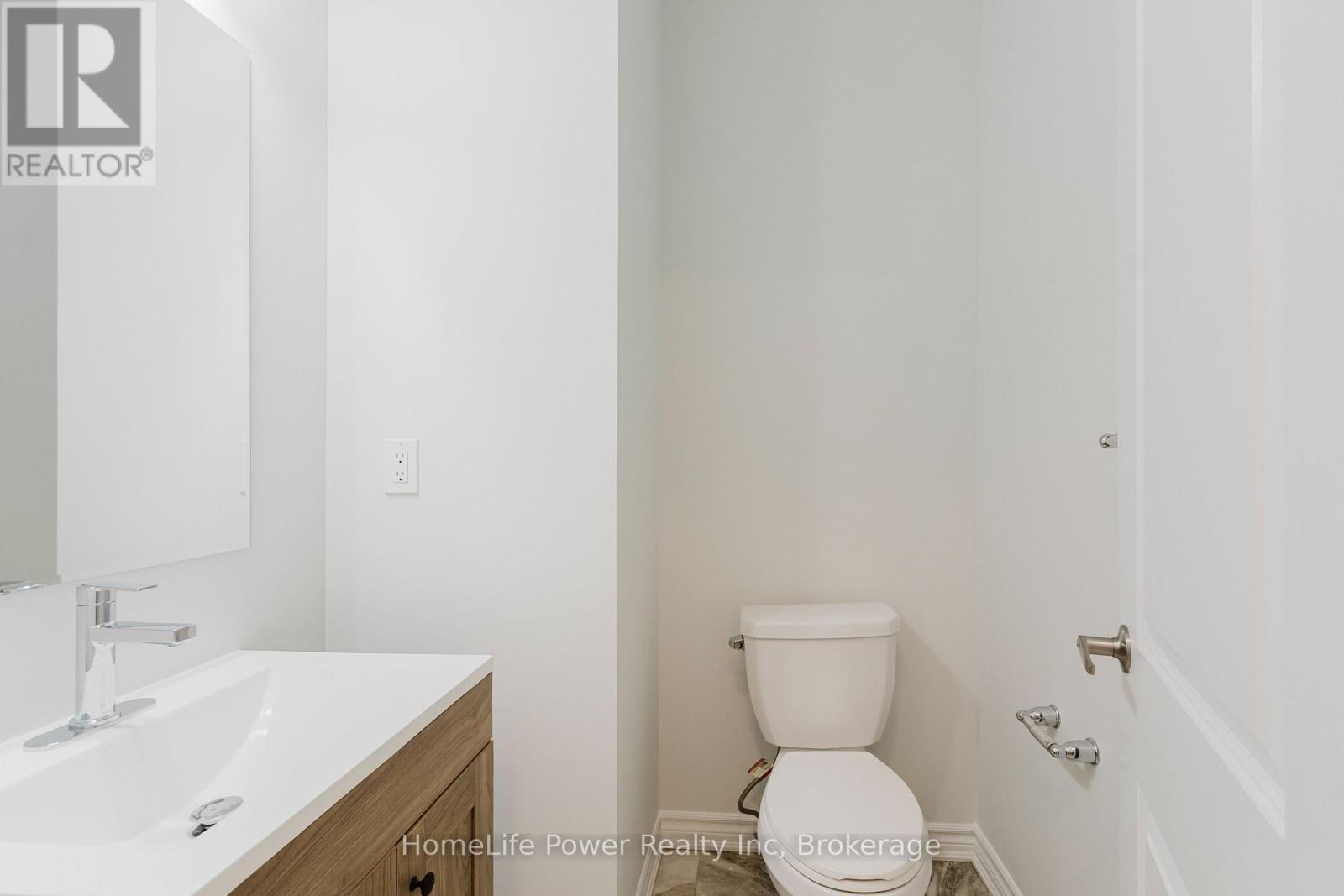 470 Blair Creek Drive, Kitchener, ON - Indoor Photo Showing Bathroom