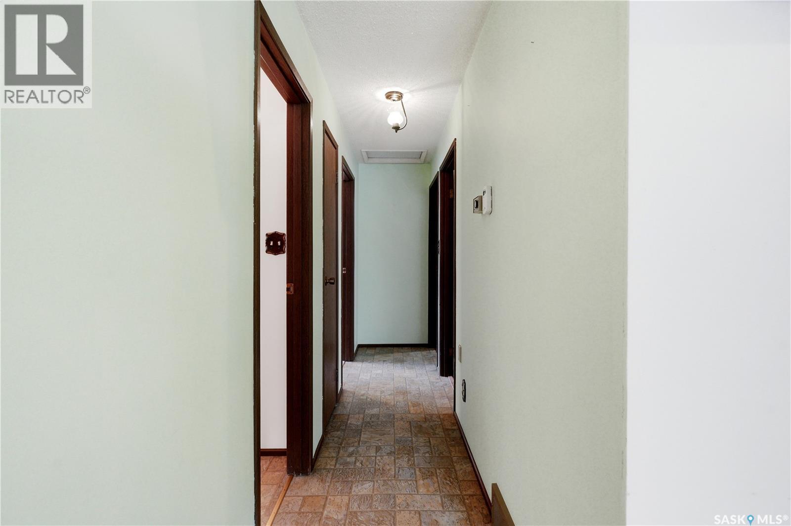 705 Main Street, Rosetown, SK - Indoor Photo Showing Other Room