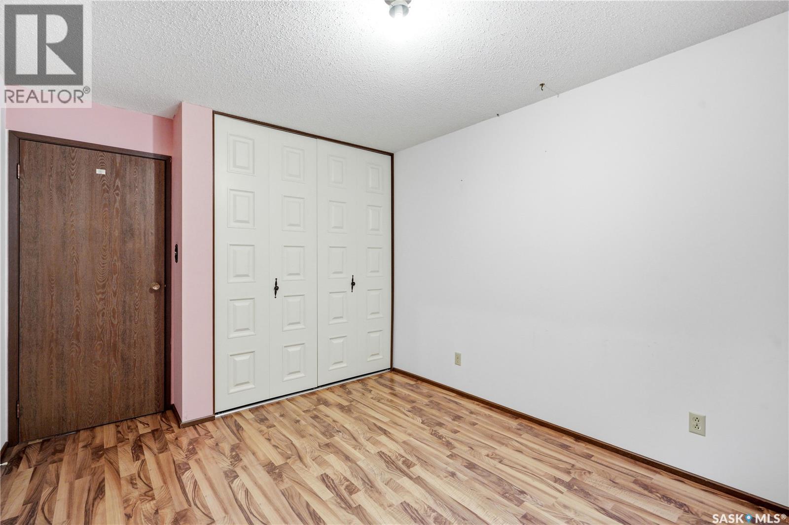 705 Main Street, Rosetown, SK - Indoor Photo Showing Other Room