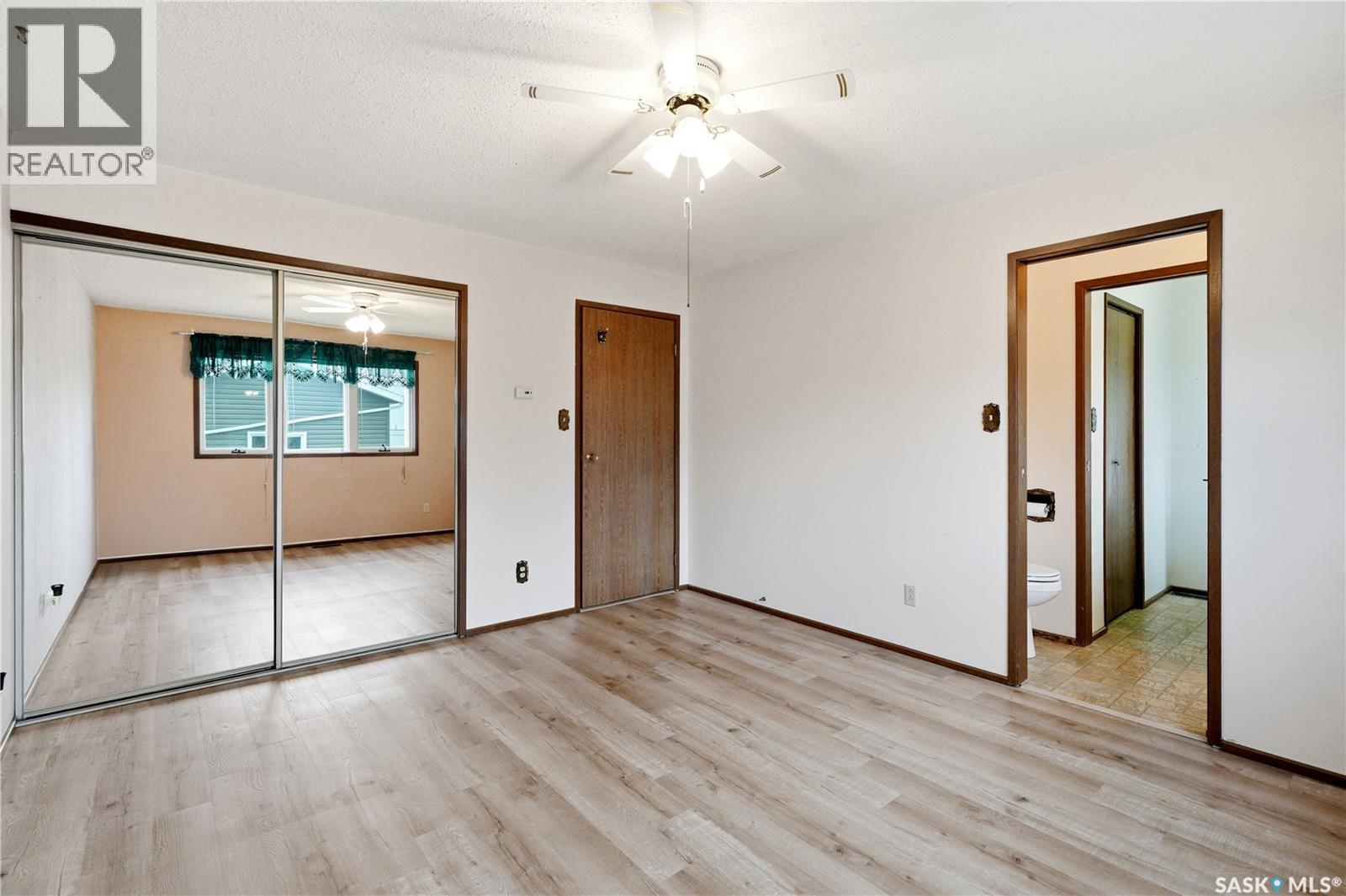 705 Main Street, Rosetown, SK - Indoor Photo Showing Other Room