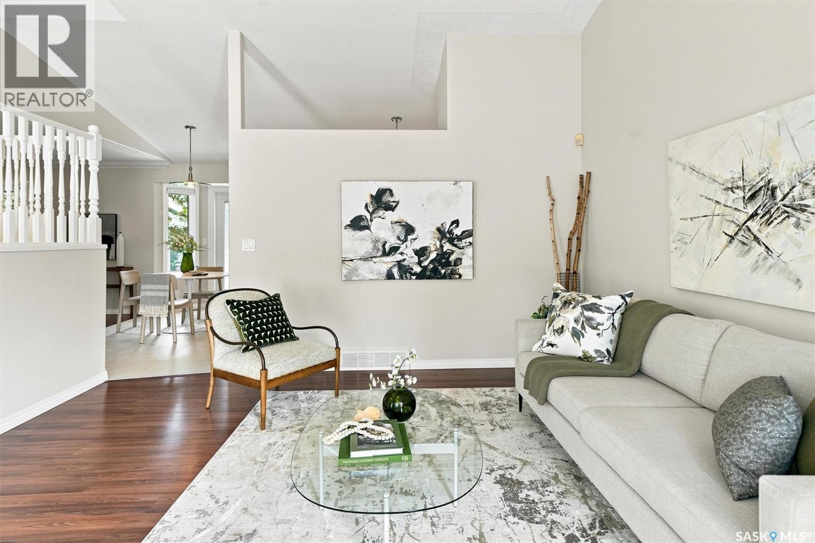 510 Steiger Way, Saskatoon, SK - Indoor Photo Showing Living Room