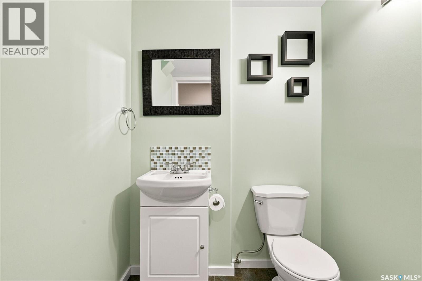 510 Steiger Way, Saskatoon, SK - Indoor Photo Showing Bathroom
