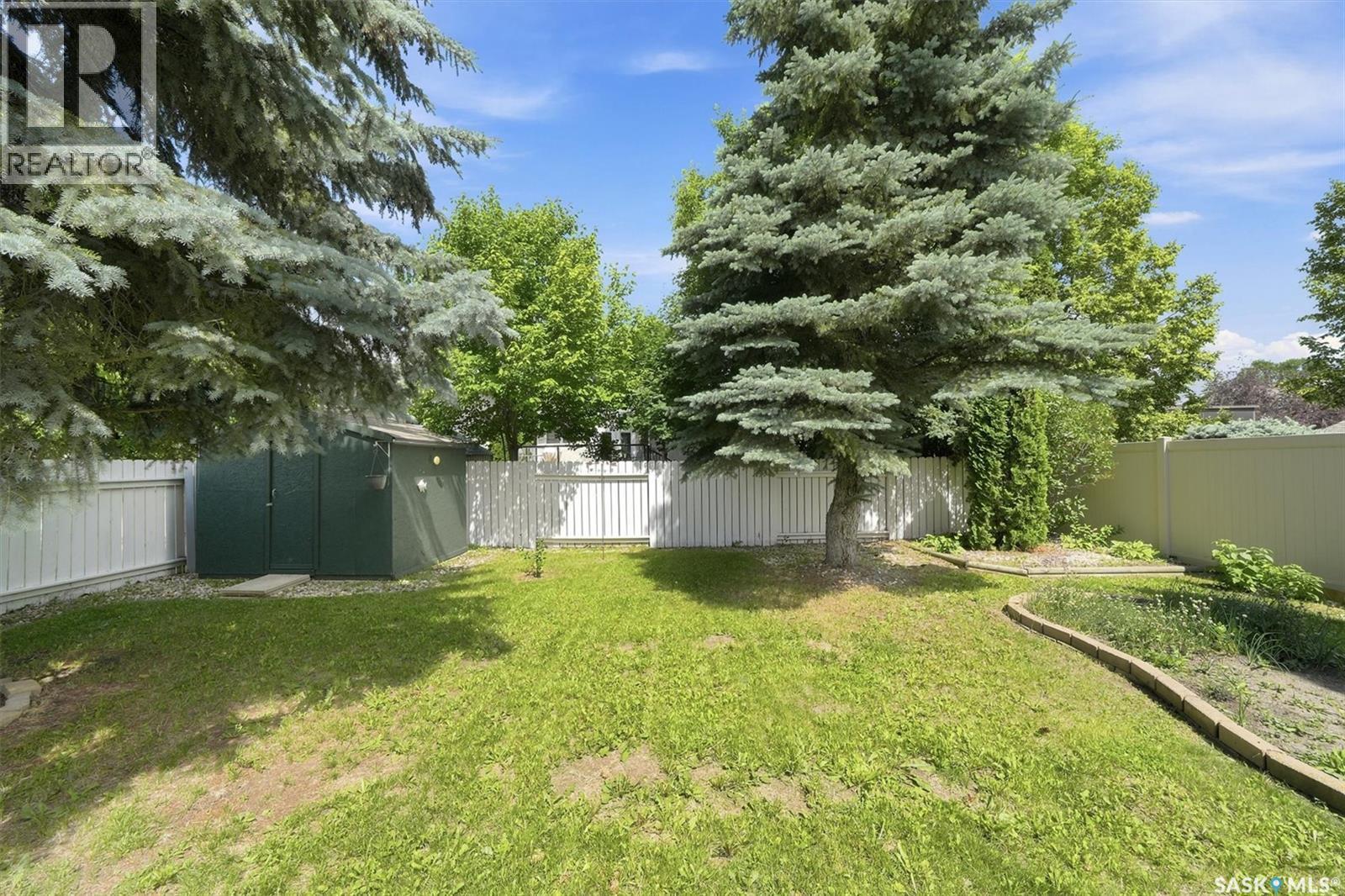 510 Steiger Way, Saskatoon, SK - Outdoor With Backyard