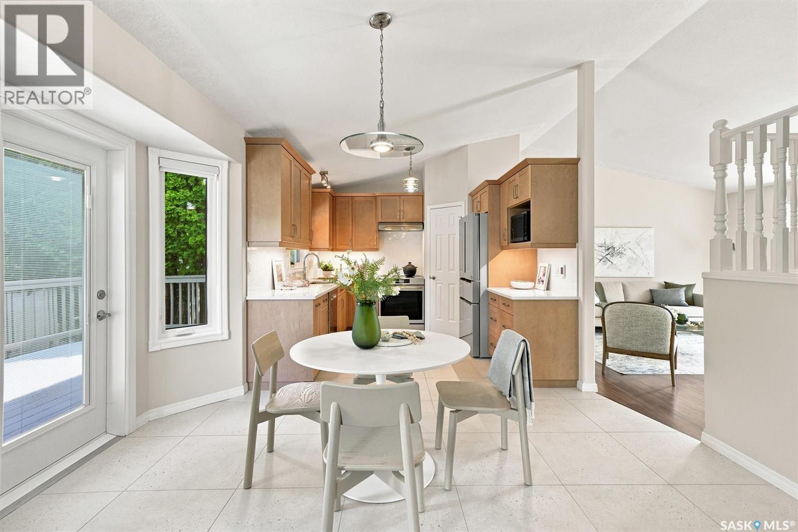 510 Steiger Way, Saskatoon, SK - Indoor Photo Showing Dining Room