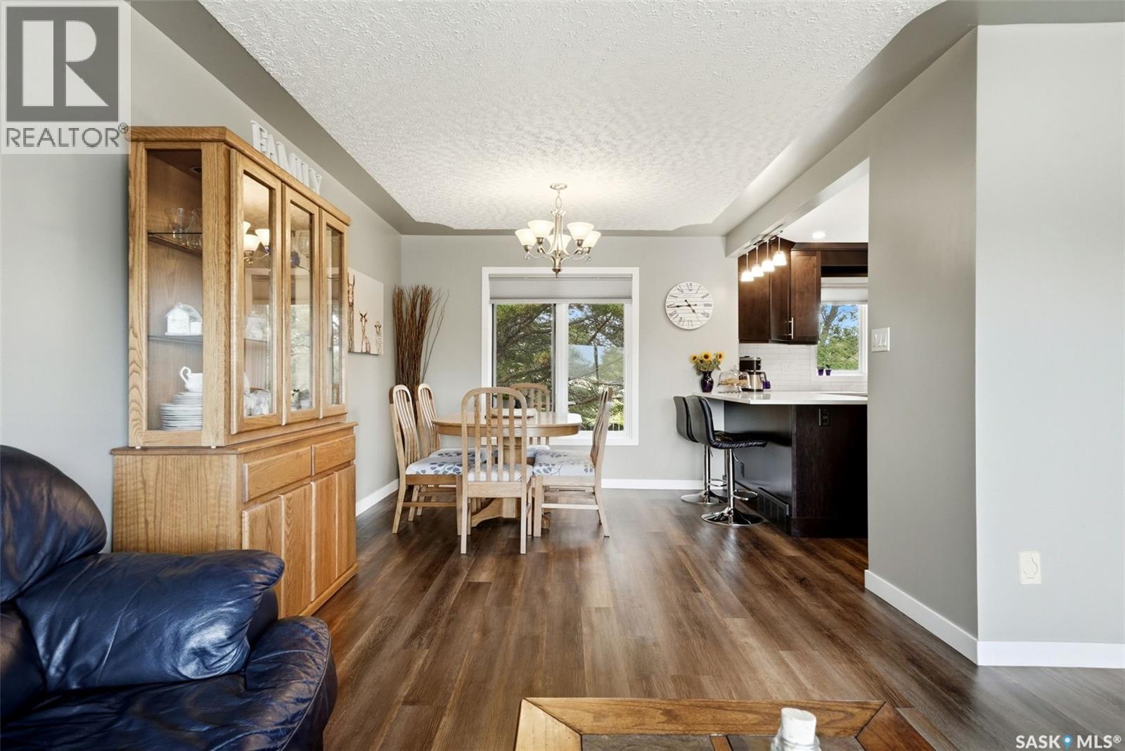 18 Forman Bay, Regina, SK - Indoor
