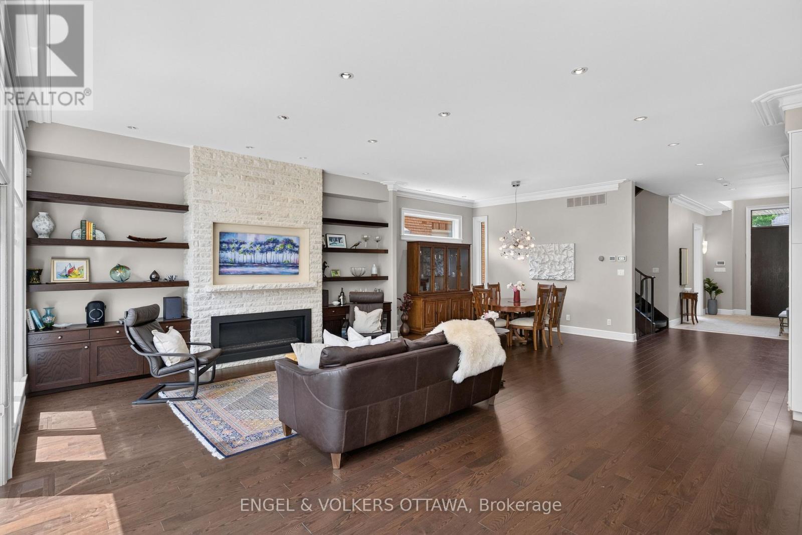 64 Helena Street, Ottawa, ON - Indoor Photo Showing Living Room With Fireplace