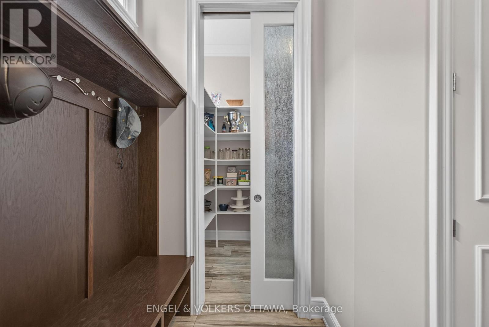 64 Helena Street, Ottawa, ON - Indoor