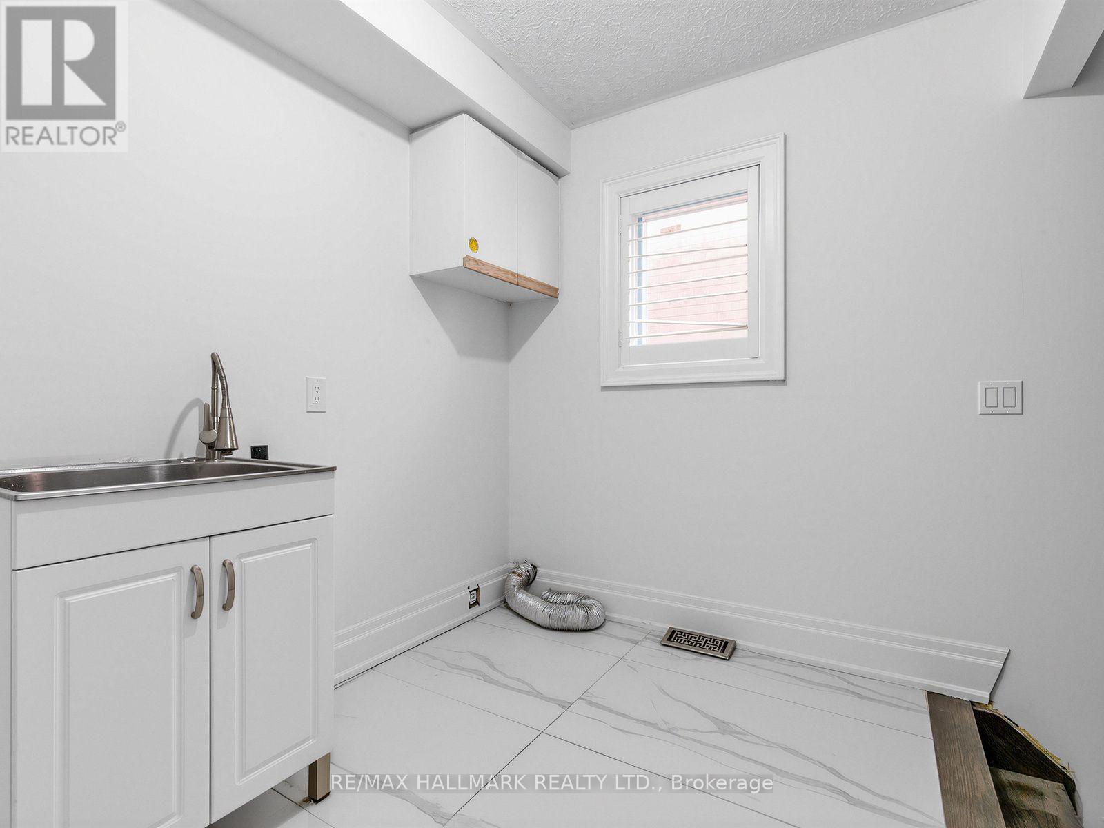 287 Andy Crescent, Vaughan, ON - Indoor Photo Showing Other Room