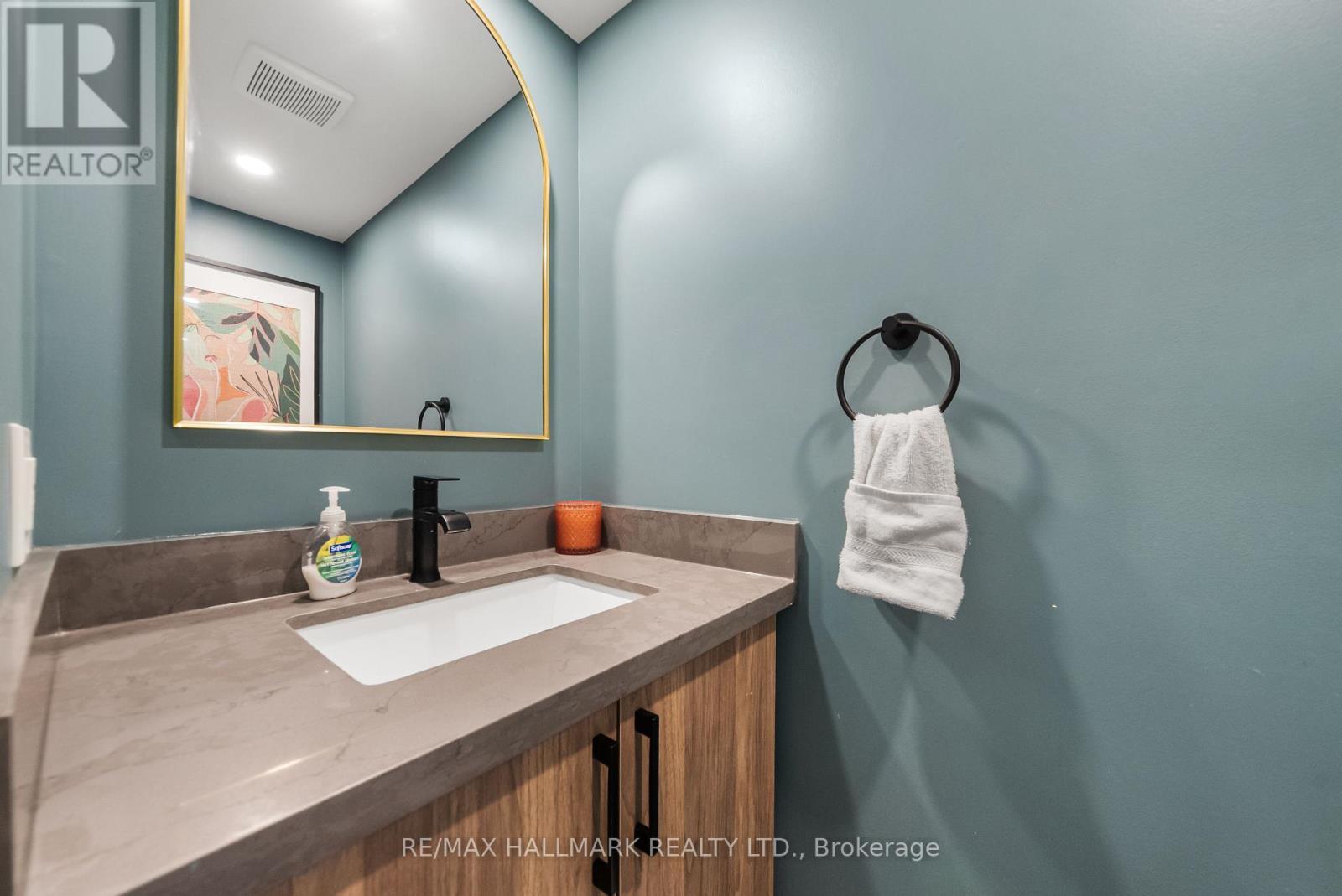 71 Bishop Crescent, Markham, ON - Indoor Photo Showing Bathroom