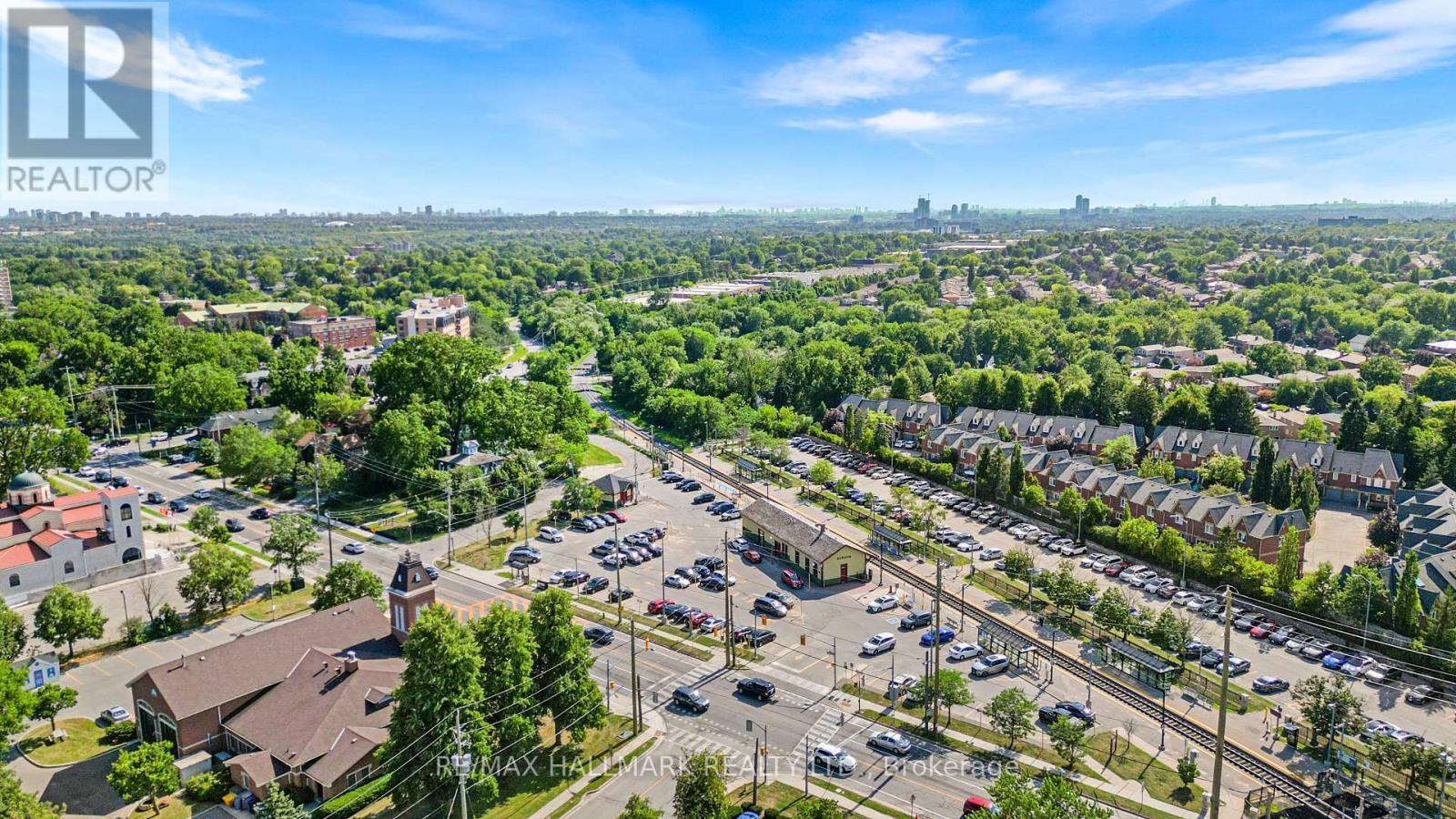 71 Bishop Crescent, Markham, ON - Outdoor With View