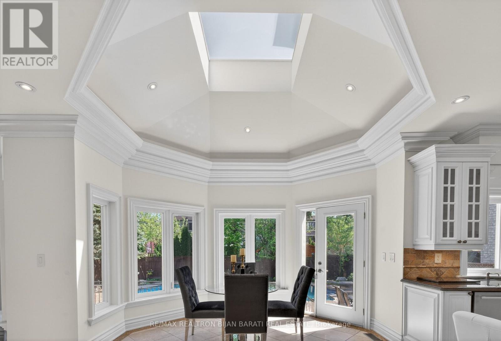 291 Byng Avenue, Toronto, ON - Indoor Photo Showing Dining Room
