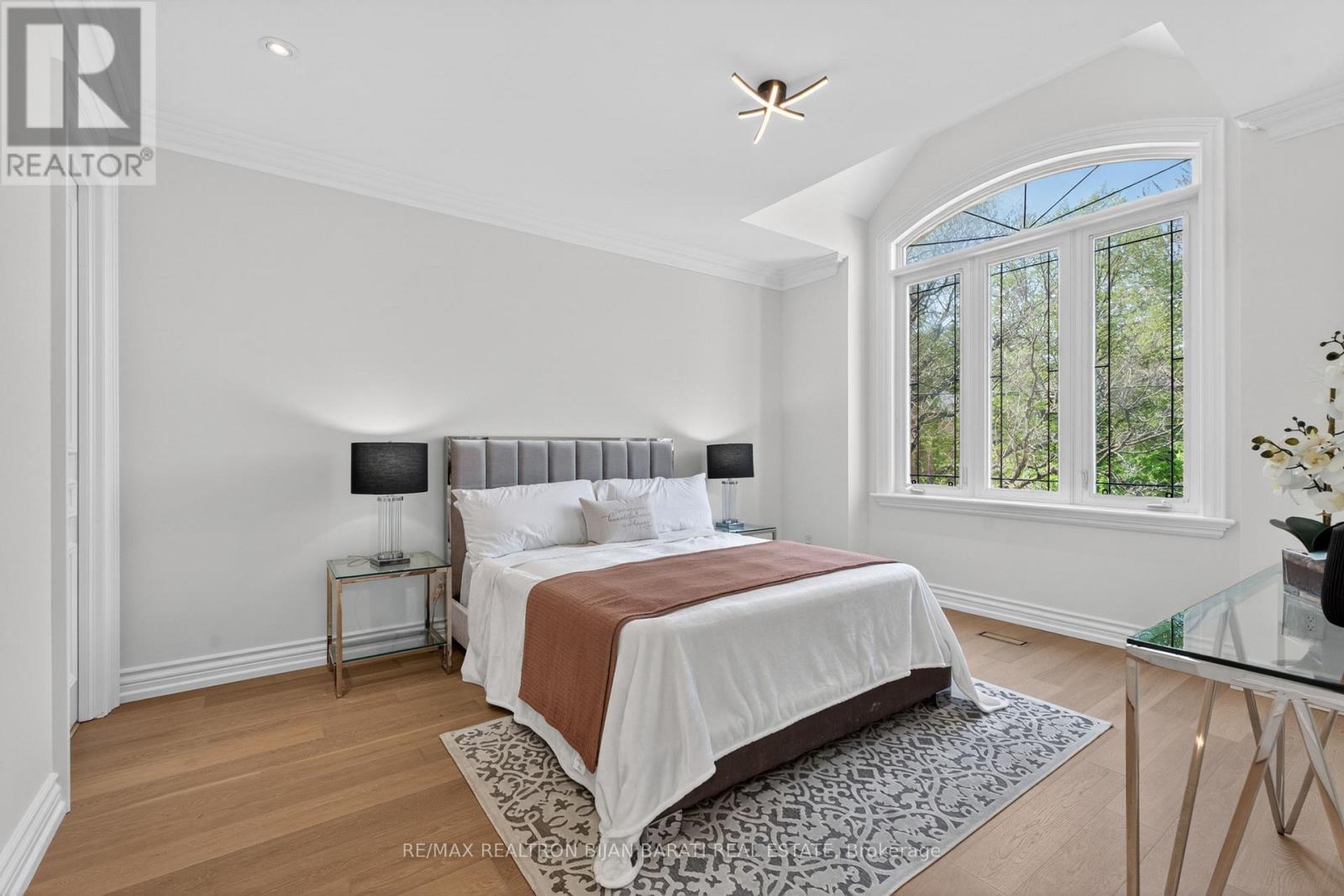 291 Byng Avenue, Toronto, ON - Indoor Photo Showing Bedroom