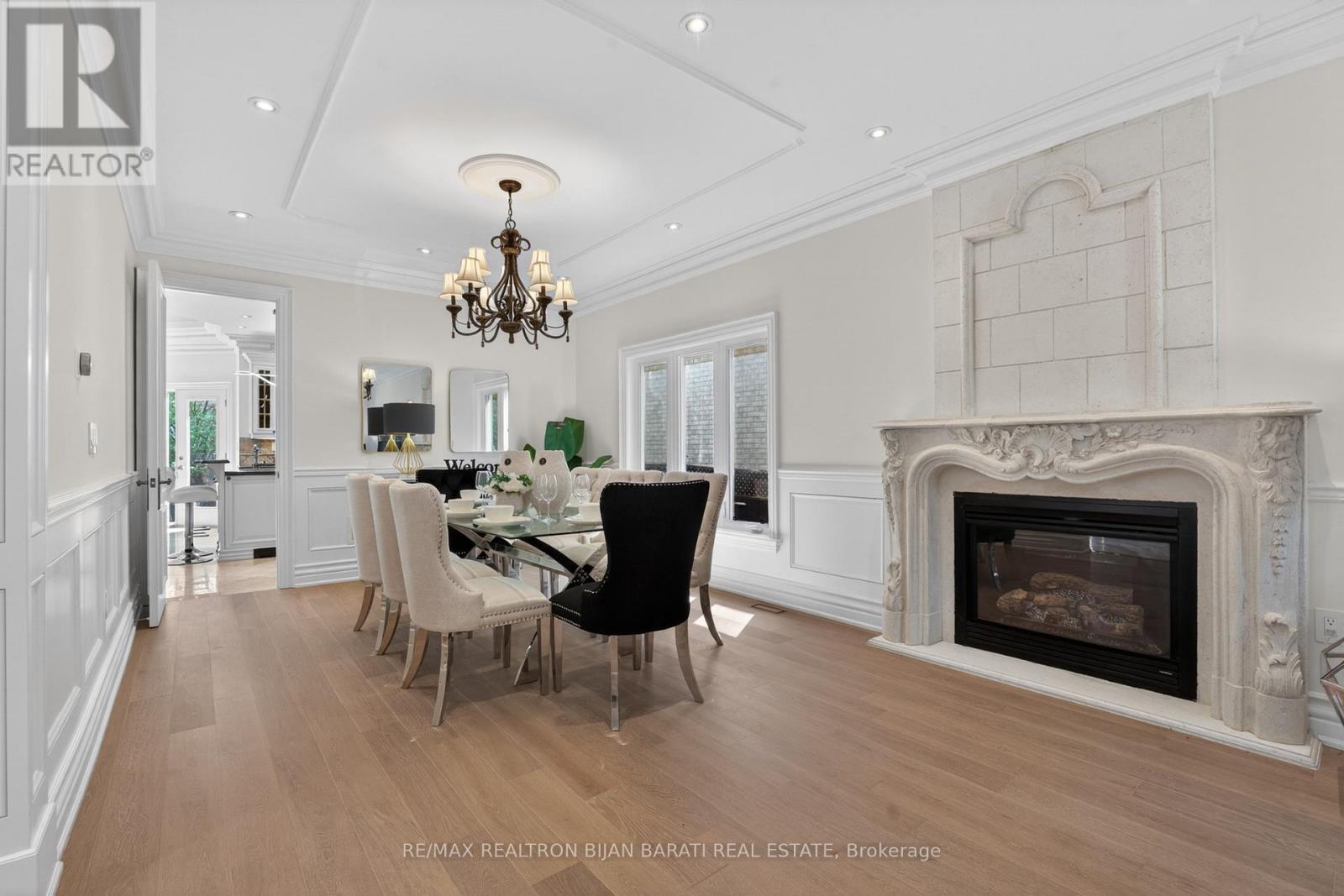 291 Byng Avenue, Toronto, ON - Indoor With Fireplace