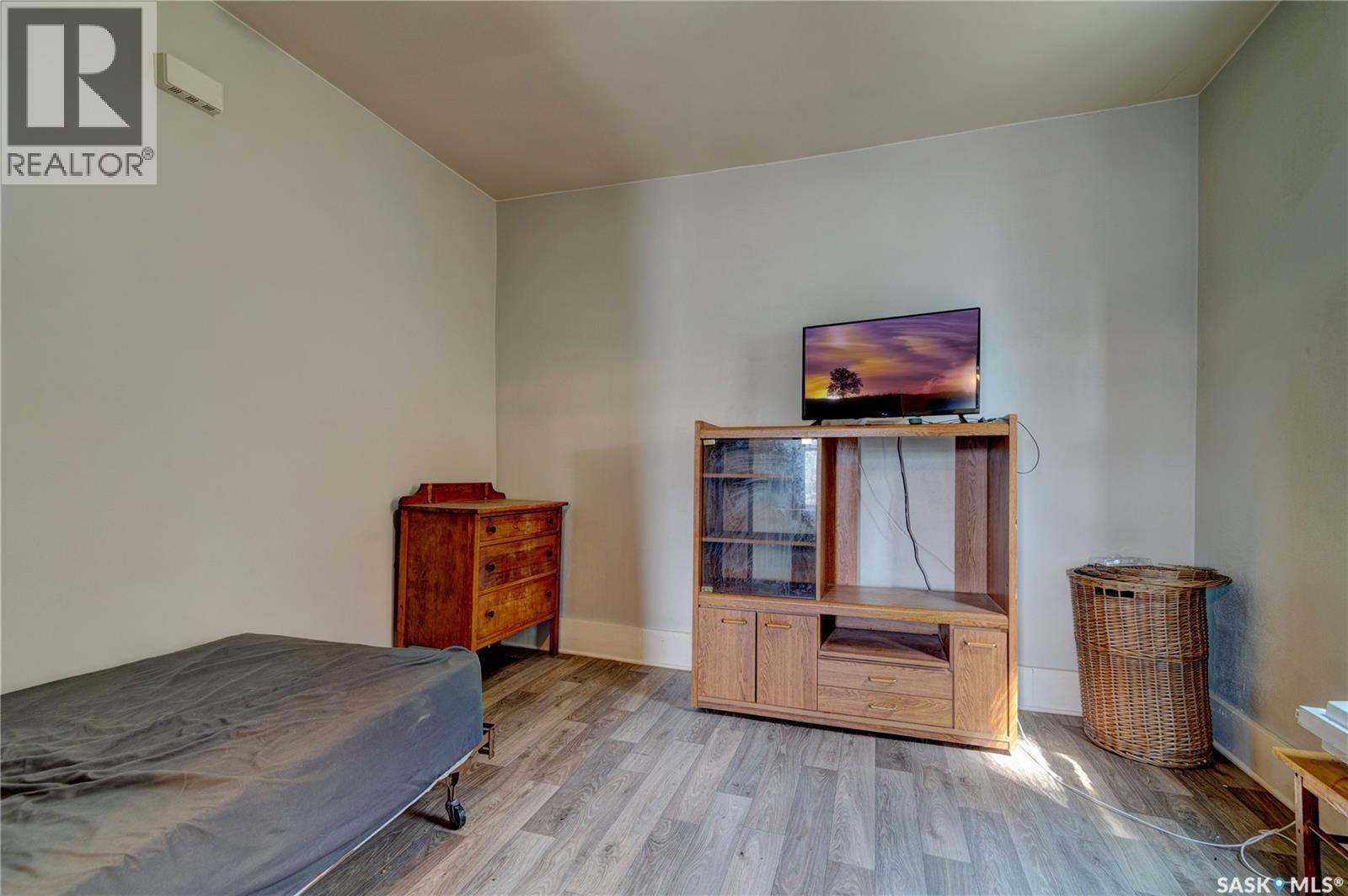 1713 St John Street, Regina, SK - Indoor Photo Showing Bedroom