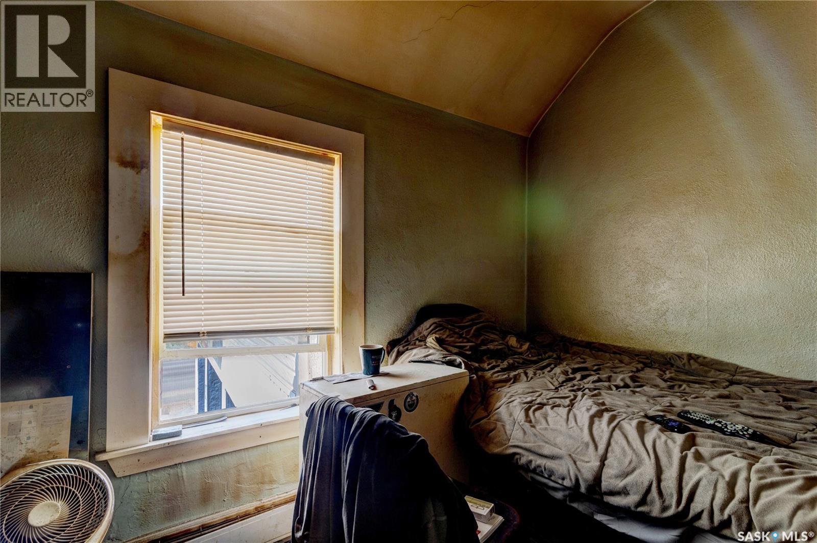 1713 St John Street, Regina, SK - Indoor Photo Showing Bedroom