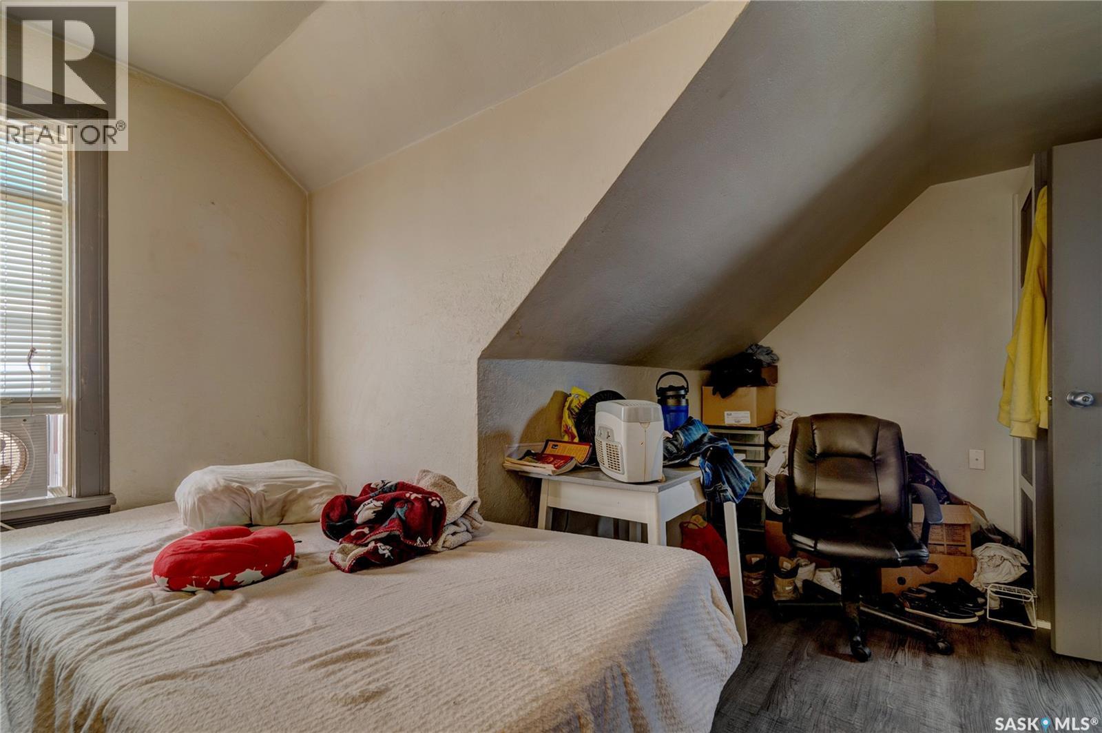 1713 St John Street, Regina, SK - Indoor Photo Showing Bedroom