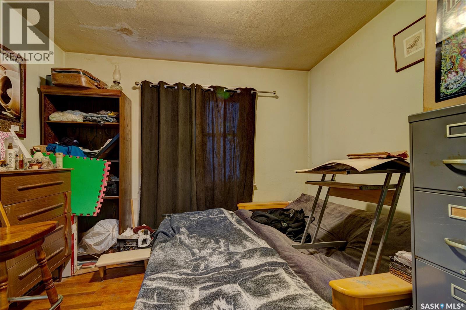 1713 St John Street, Regina, SK - Indoor