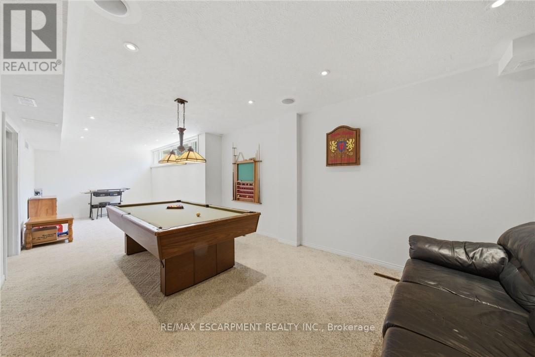 6 Summit Circle, Norfolk, ON - Indoor Photo Showing Other Room