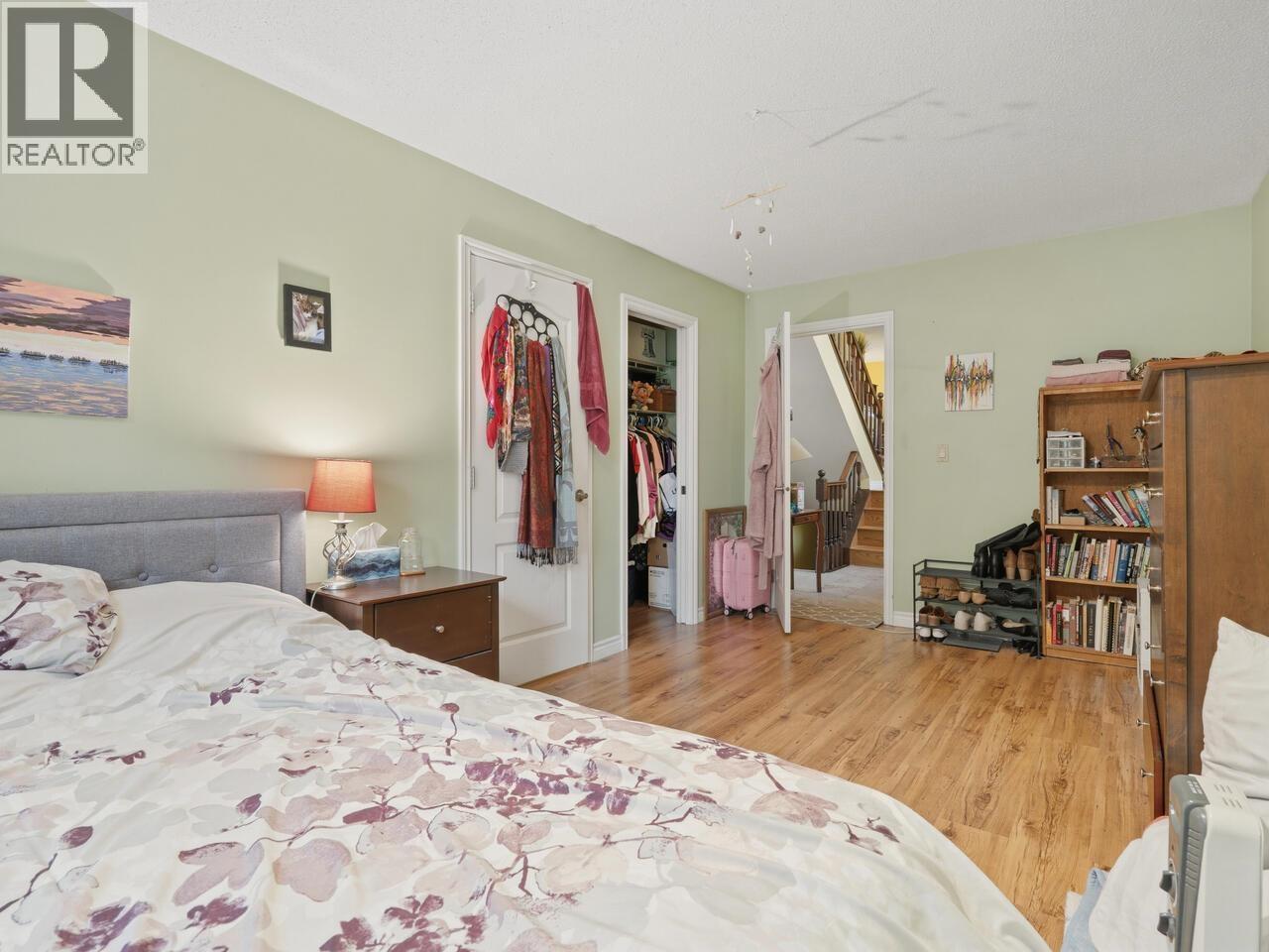 3183 Beacon Drive, Coquitlam, BC - Indoor Photo Showing Bedroom