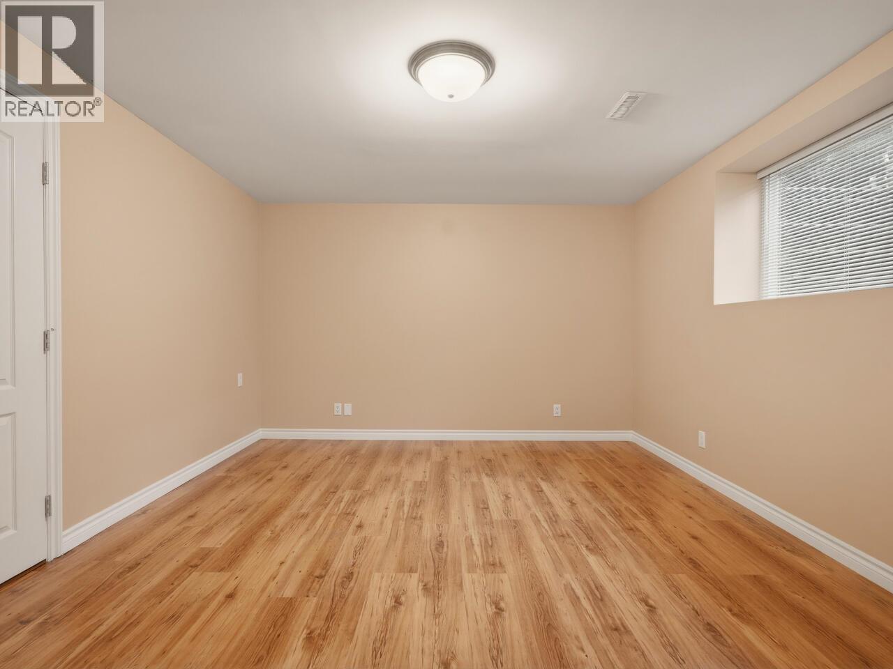 3183 Beacon Drive, Coquitlam, BC - Indoor Photo Showing Other Room