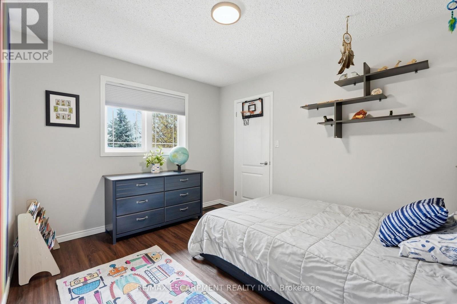108 Highway 52, Hamilton, ON - Indoor Photo Showing Bedroom