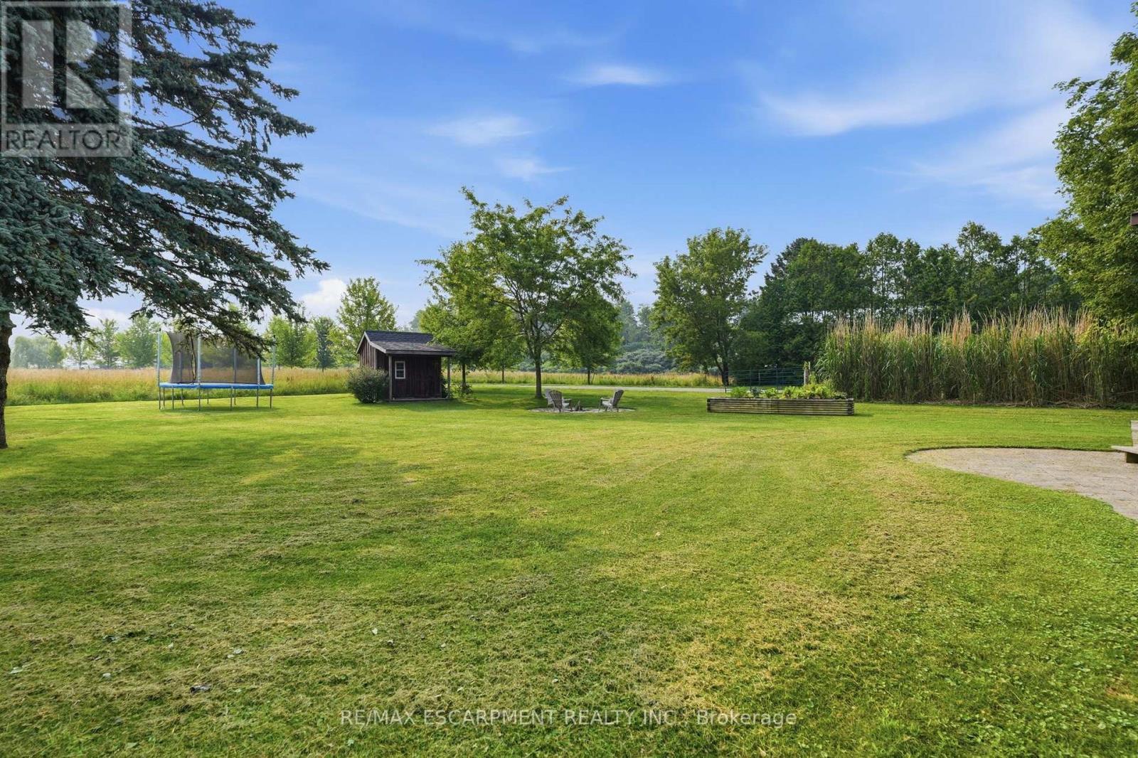 108 Highway 52, Hamilton, ON - Outdoor