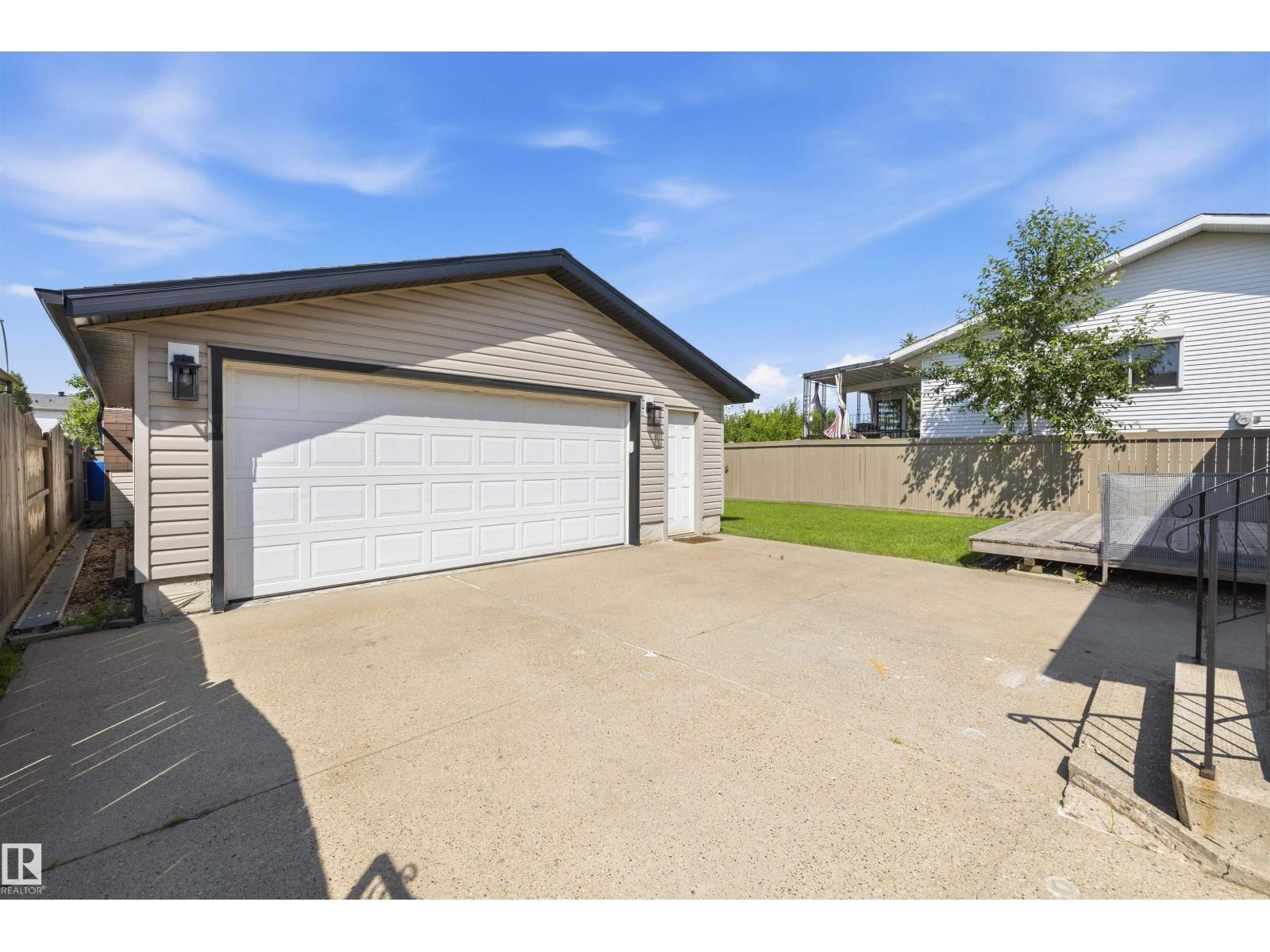 7540 152C Av Nw, Edmonton, AB