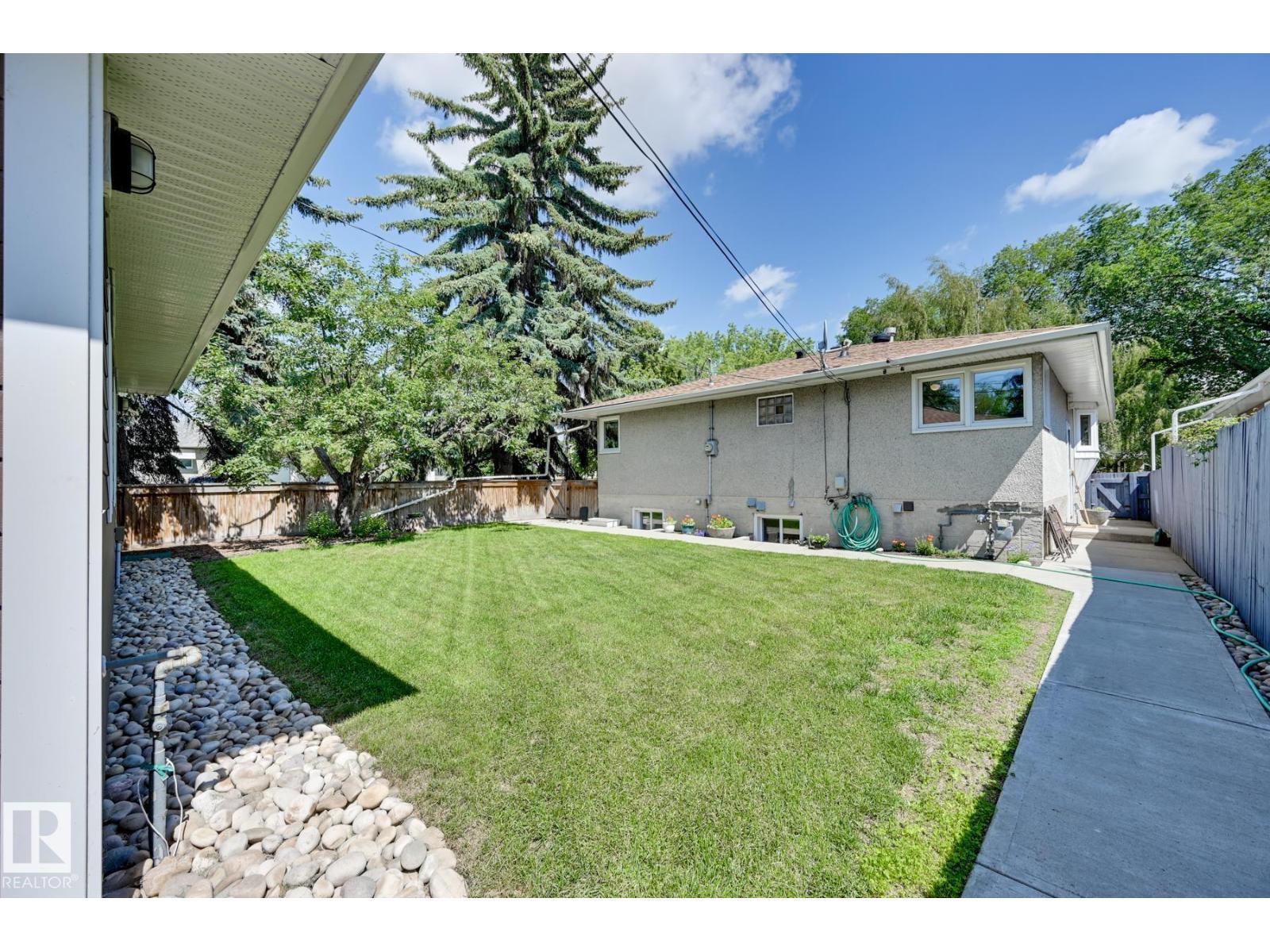 13503 106A Av Nw, Edmonton, AB - Outdoor