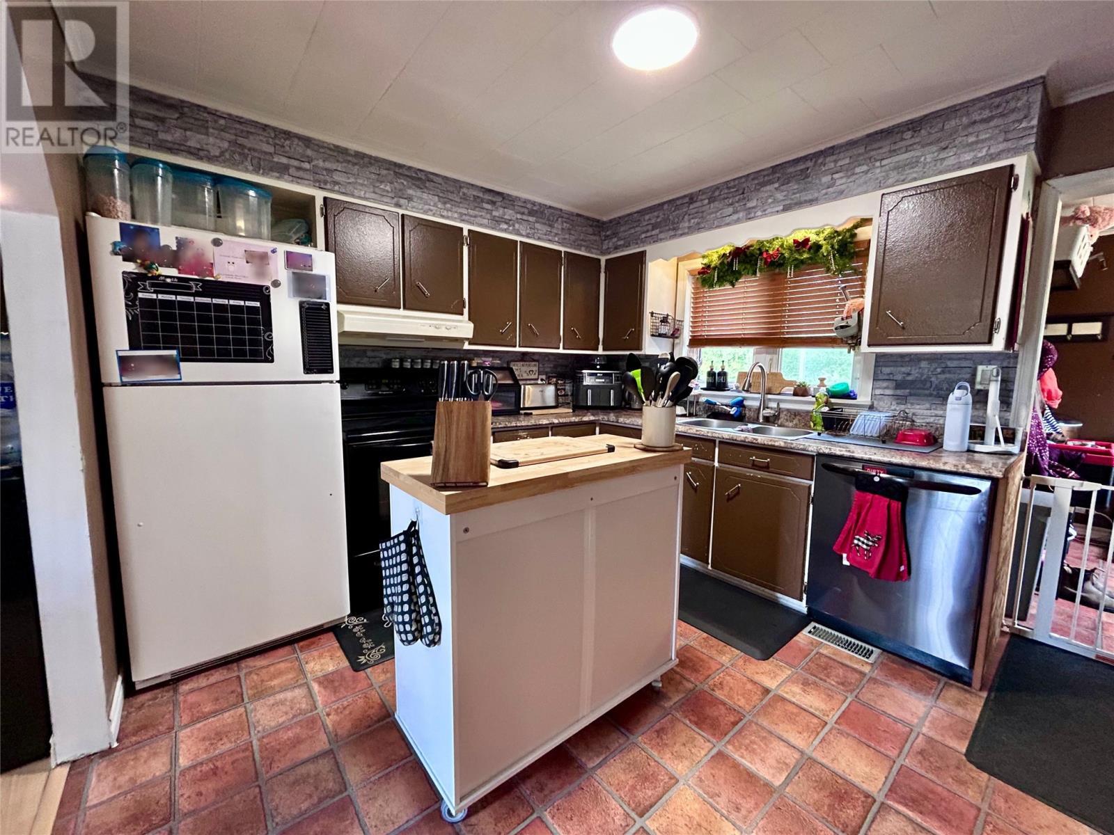 14 Riverhead Road, Corner Brook, NL - Indoor