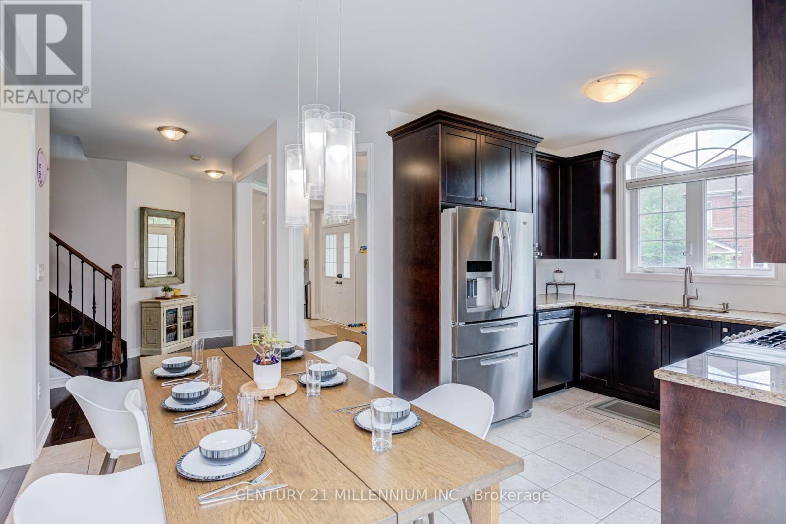 36 Platform Crescent, Brampton, ON - Indoor