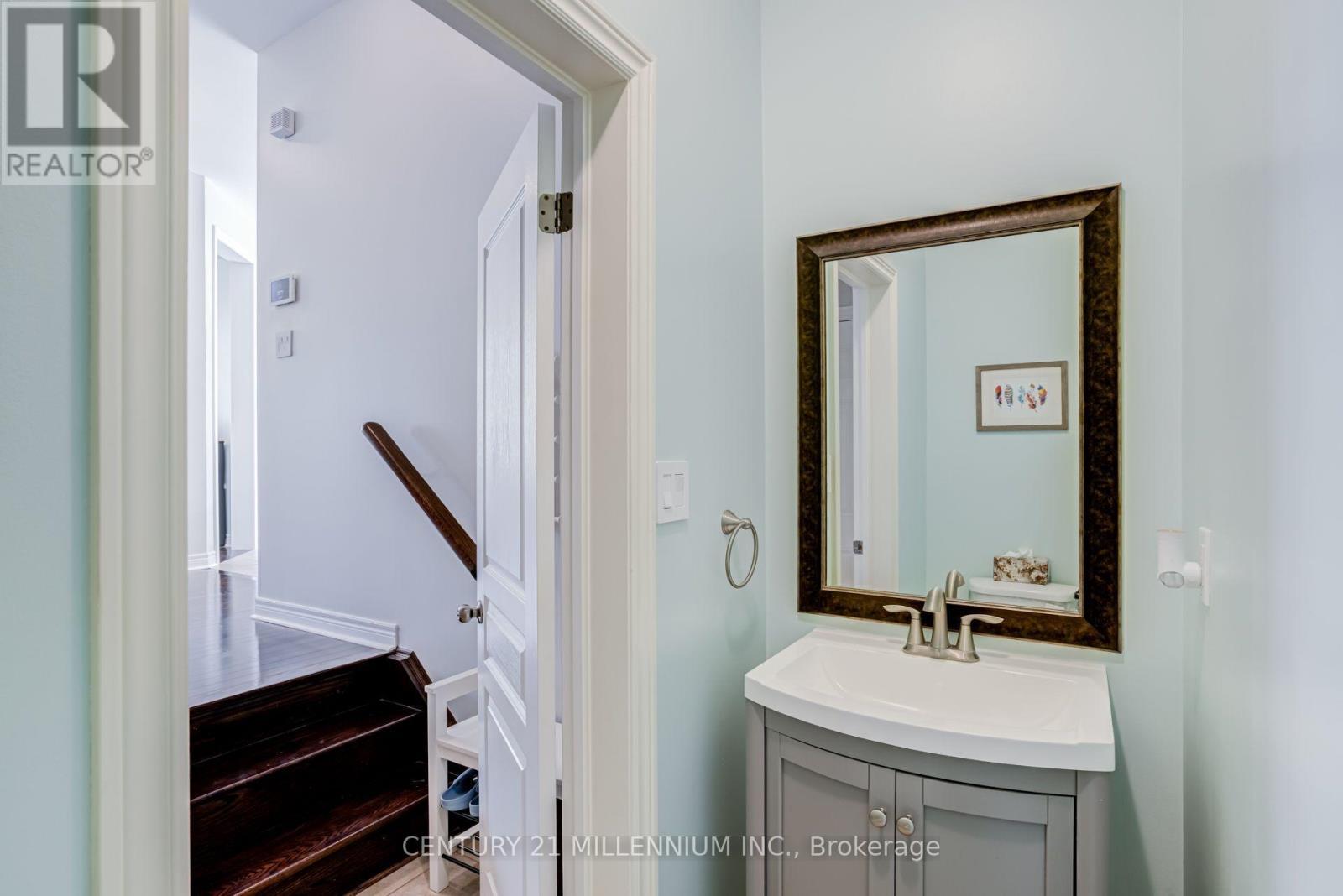 36 Platform Crescent, Brampton, ON - Indoor Photo Showing Bathroom