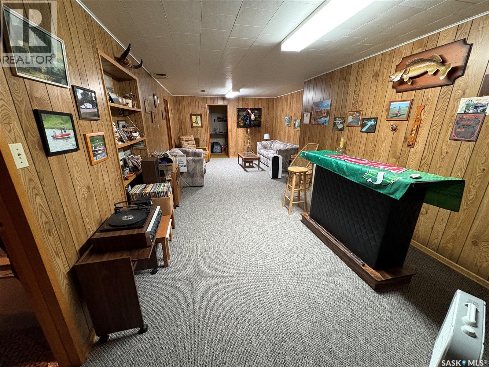 206 March Avenue E, Langenburg, SK - Indoor Photo Showing Other Room