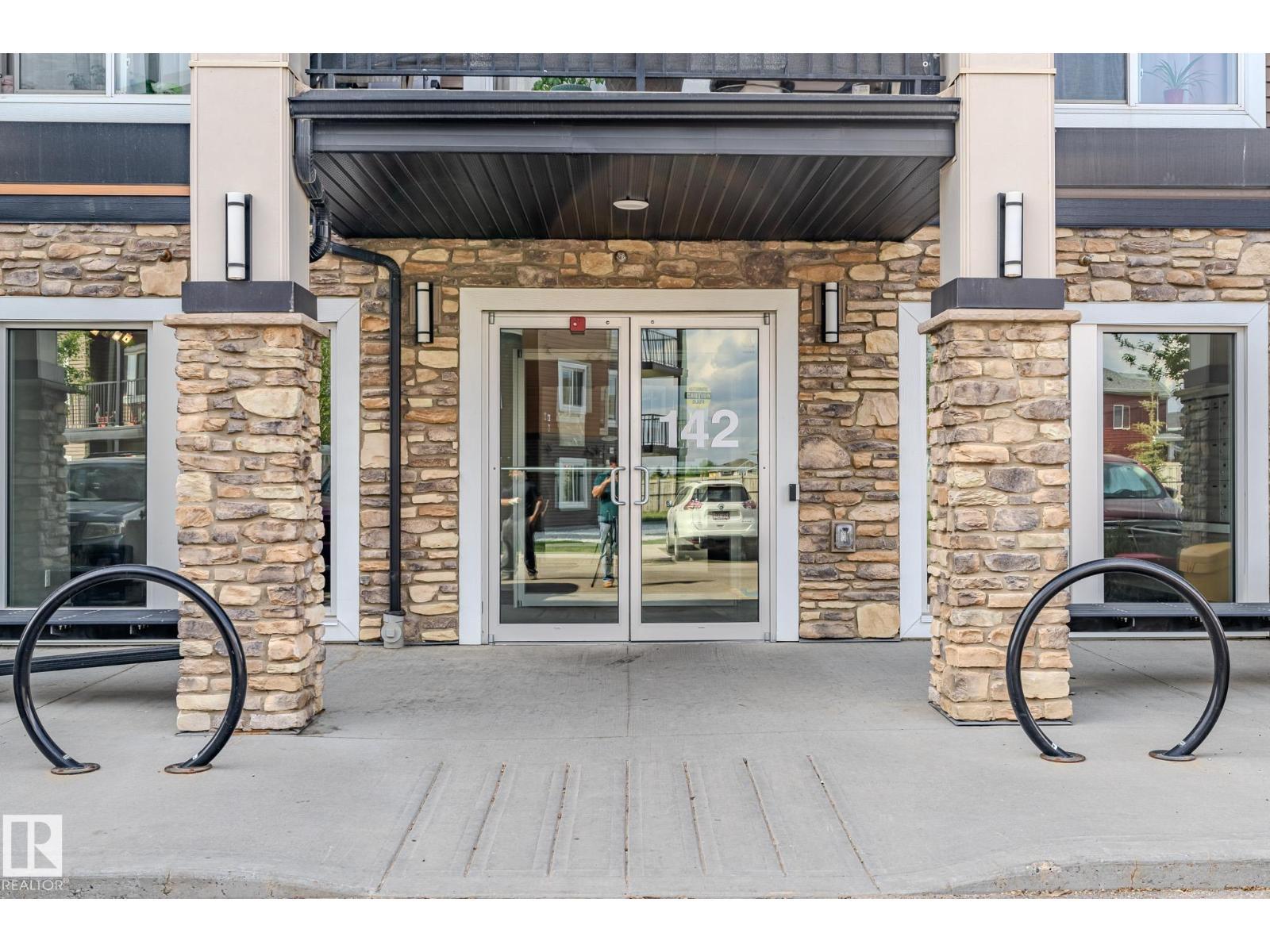 #107 142 Ebbers Bv Nw, Edmonton, AB - Outdoor