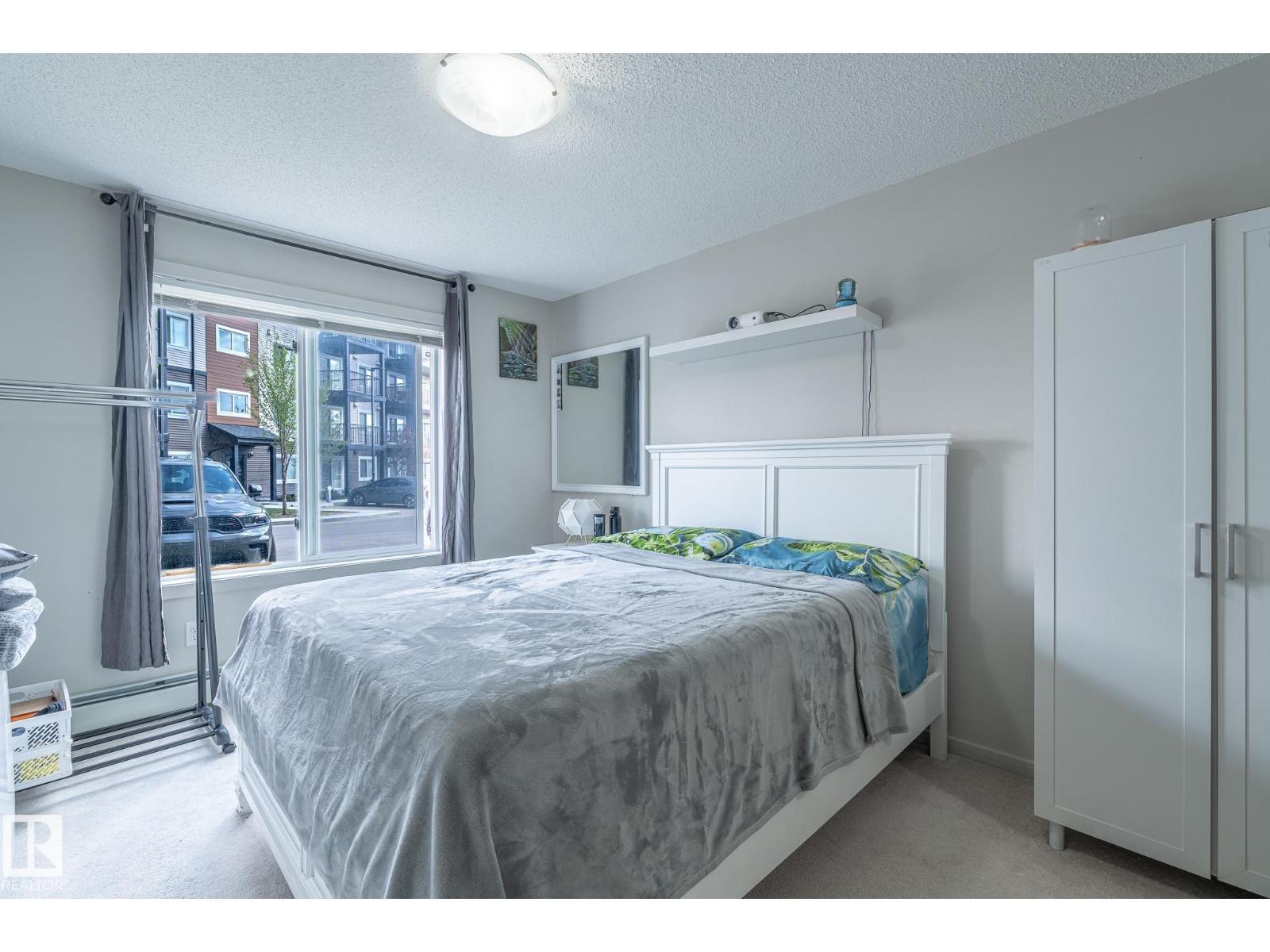 #107 142 Ebbers Bv Nw, Edmonton, AB - Indoor Photo Showing Bedroom