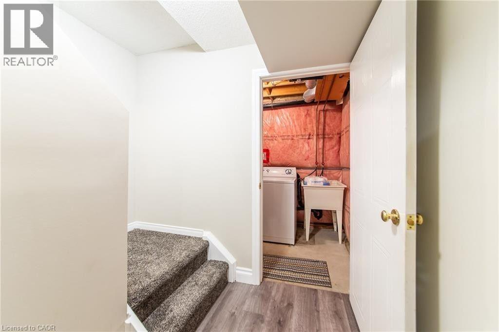 426 Downsview Place, Waterloo, ON - Indoor Photo Showing Other Room