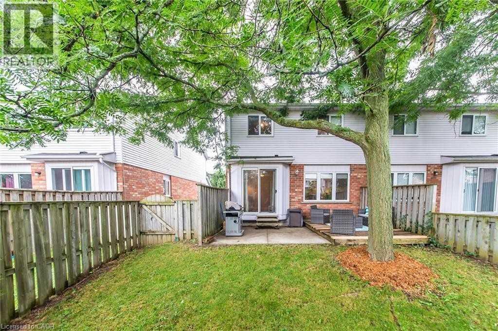 Back house - 426 Downsview Place, Waterloo, ON - Outdoor With Deck Patio Veranda
