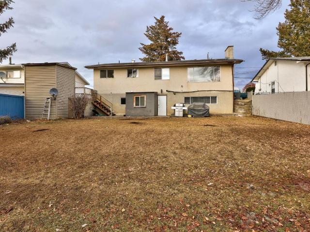 948 Ryan Place, Kamloops, BC - Outdoor With Exterior
