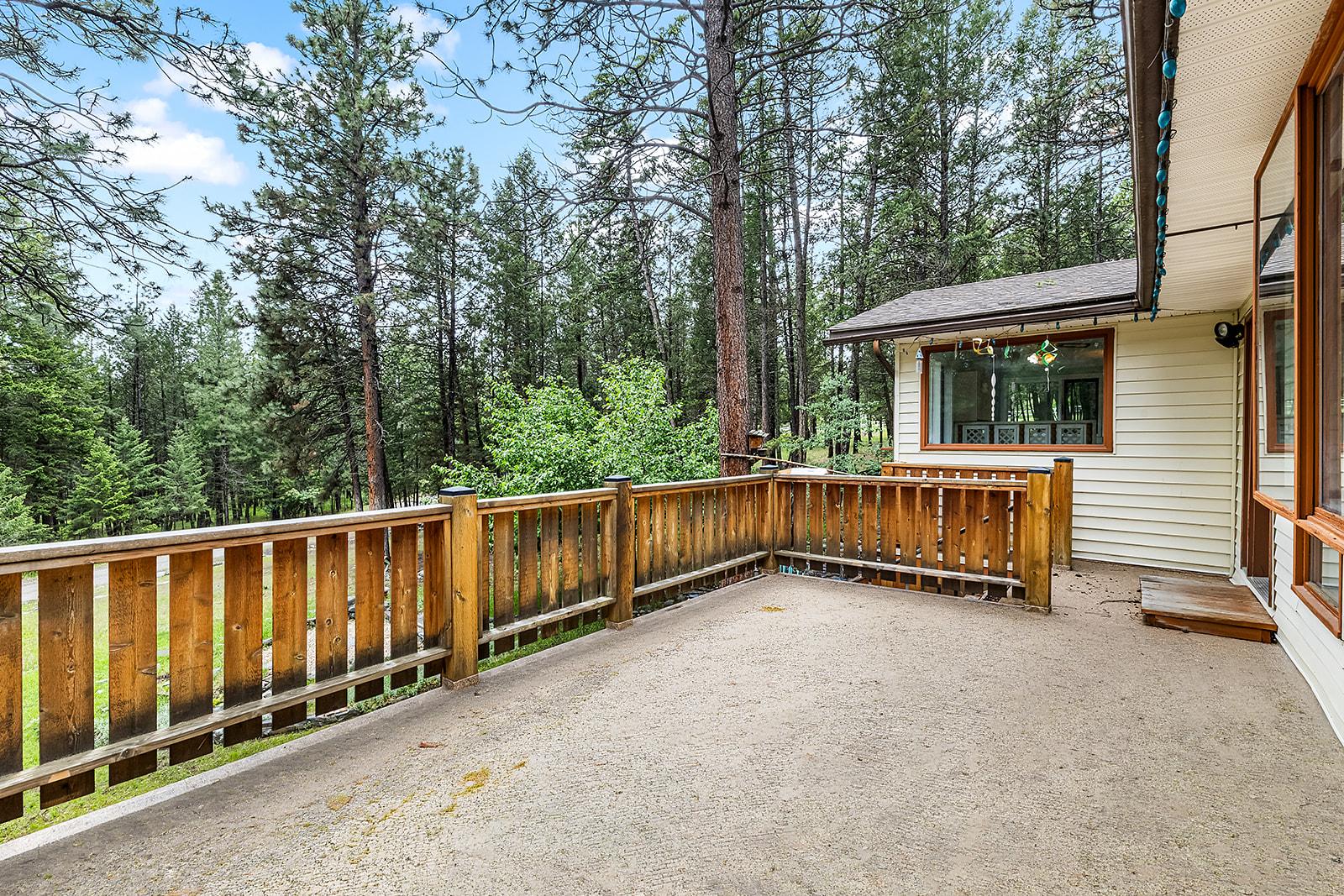 357 3A Street, Cranbrook, BC - Outdoor