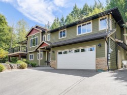 1420 Elan Pl Sooke, BC V9Z 1B2