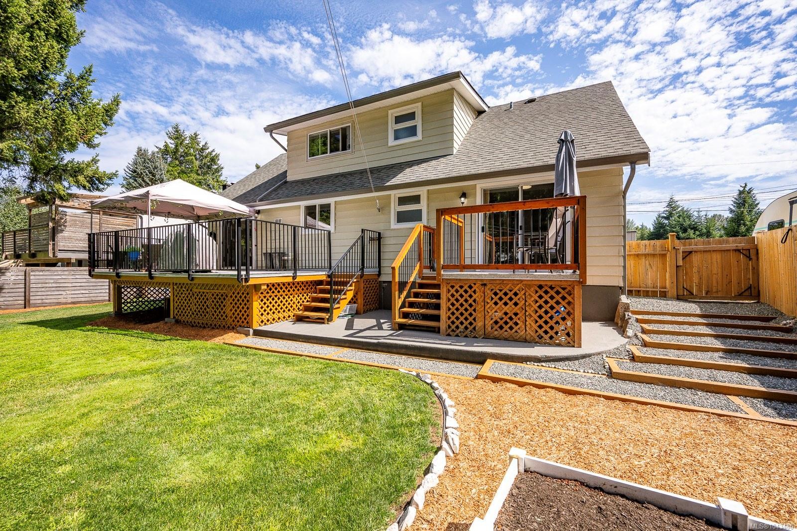 58 Mitchell Rd, Courtenay, BC